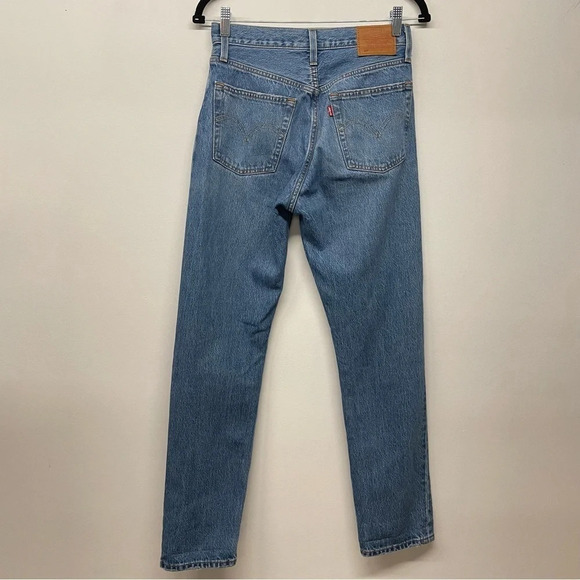 Levi's® Premium 501® ORIGINAL FIT WOMEN'S JEANS Athens Crown - Medium Wash - Picture 7 of 13